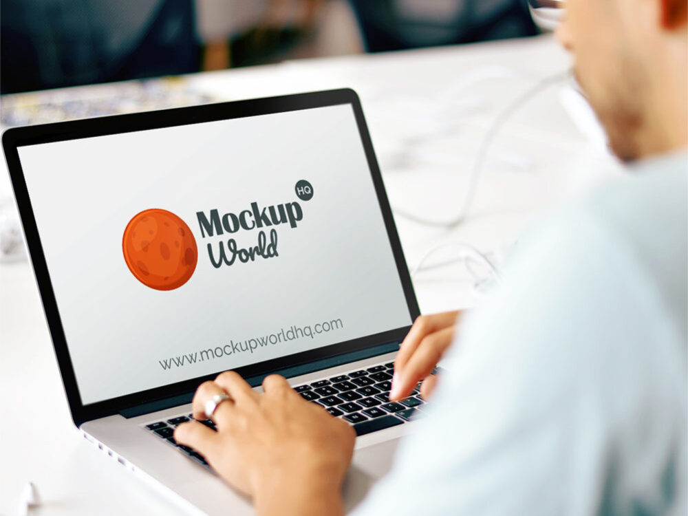 Free-MacBook-Mockup-PSD