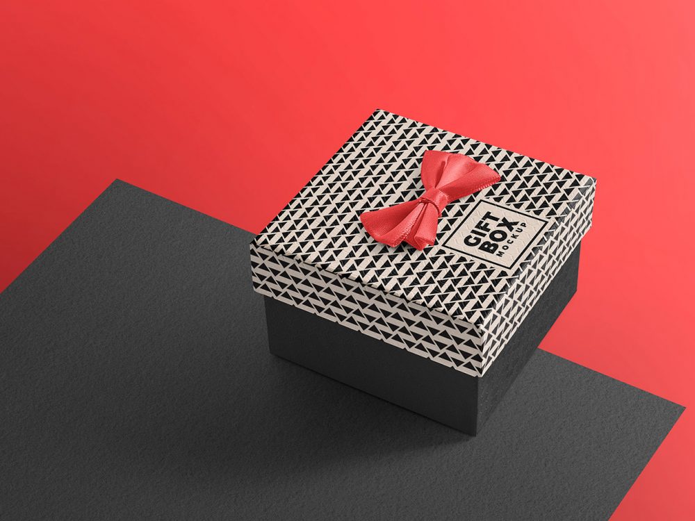 Free Beautiful Gift Mockup