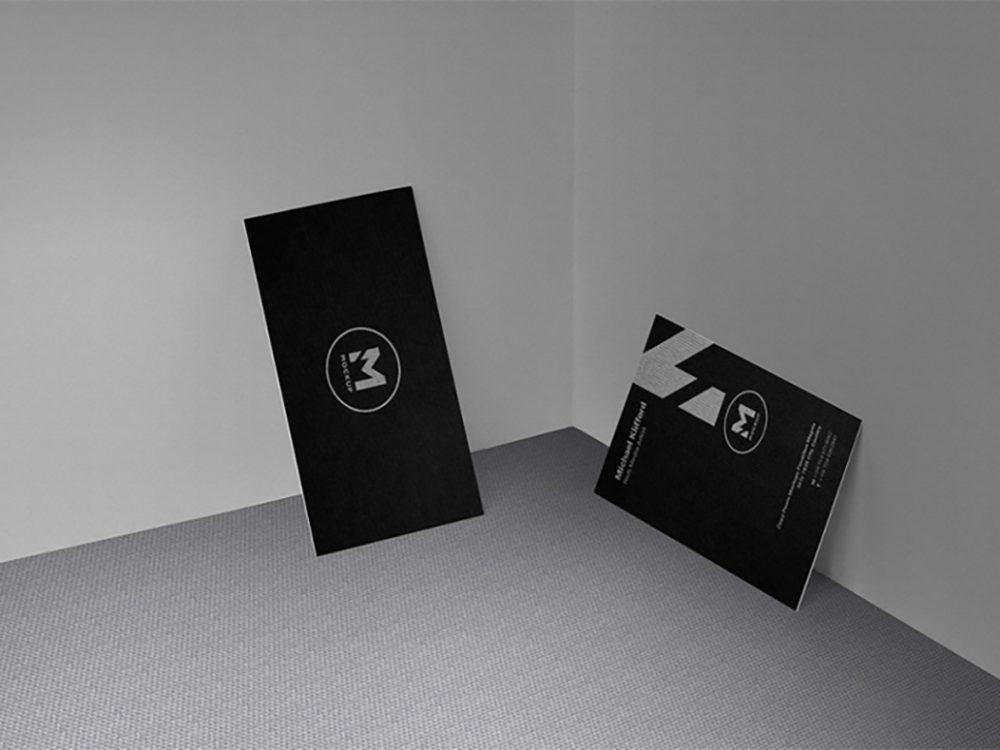 3 Free Outstanding Business Card Mockups