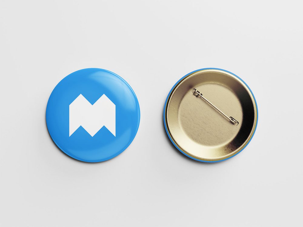 Free Pin Button Mockup