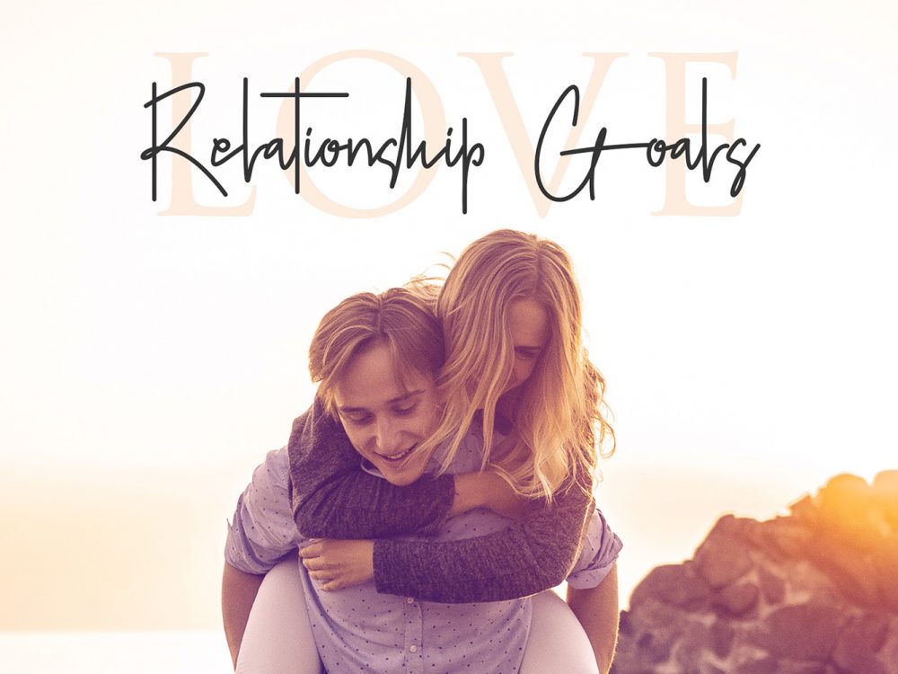 Doupple Signature Free Font