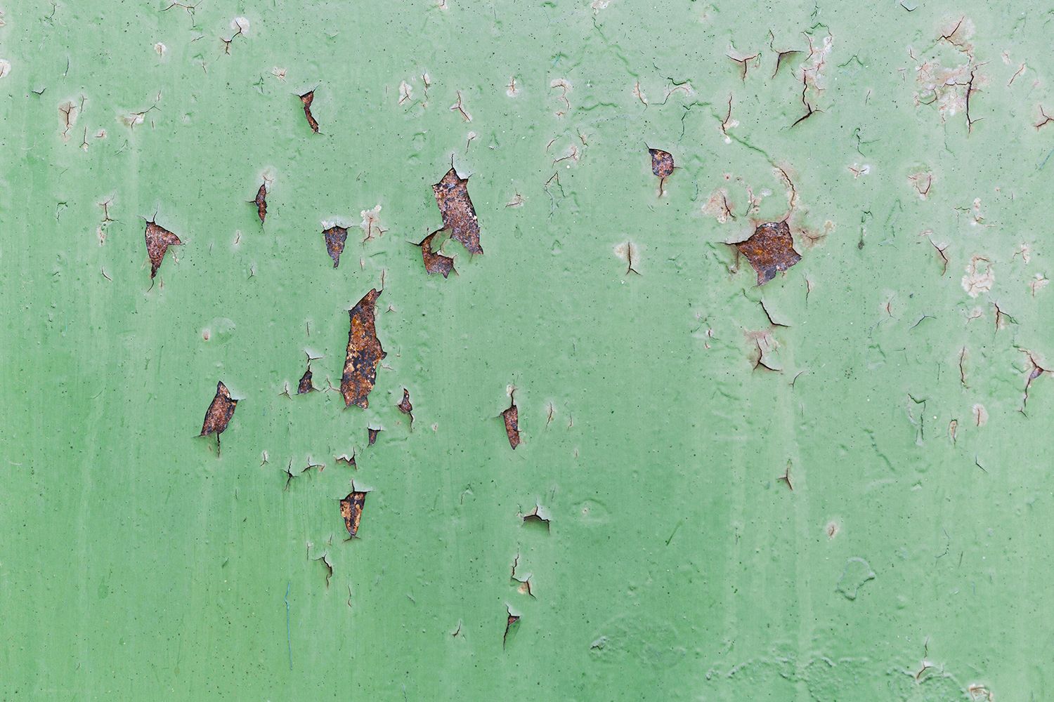 Царапины на зелёном фоне. Обои декоративная штукатурка текстура. Трещина на зелёном фоне. Damage Wallpaper texture.