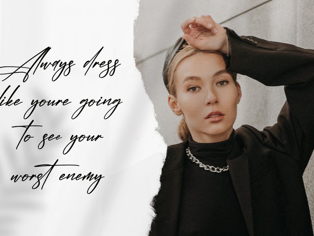 Polesteria Free Font