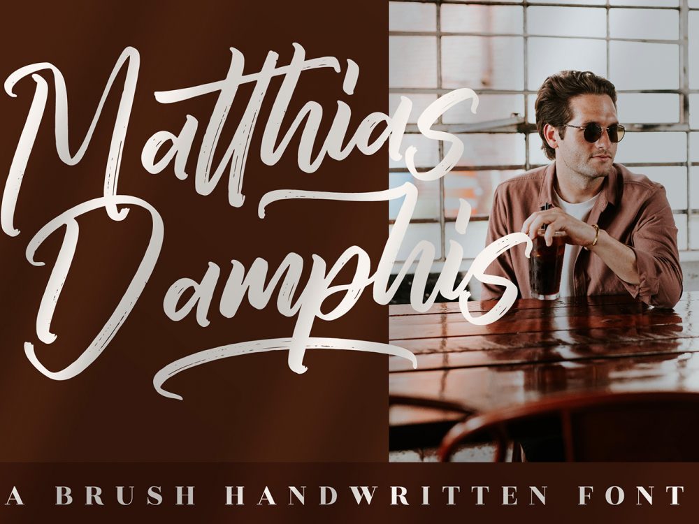 Santtiago Raymond Free Font