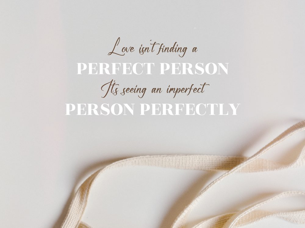 Moland Hoffman Free Font