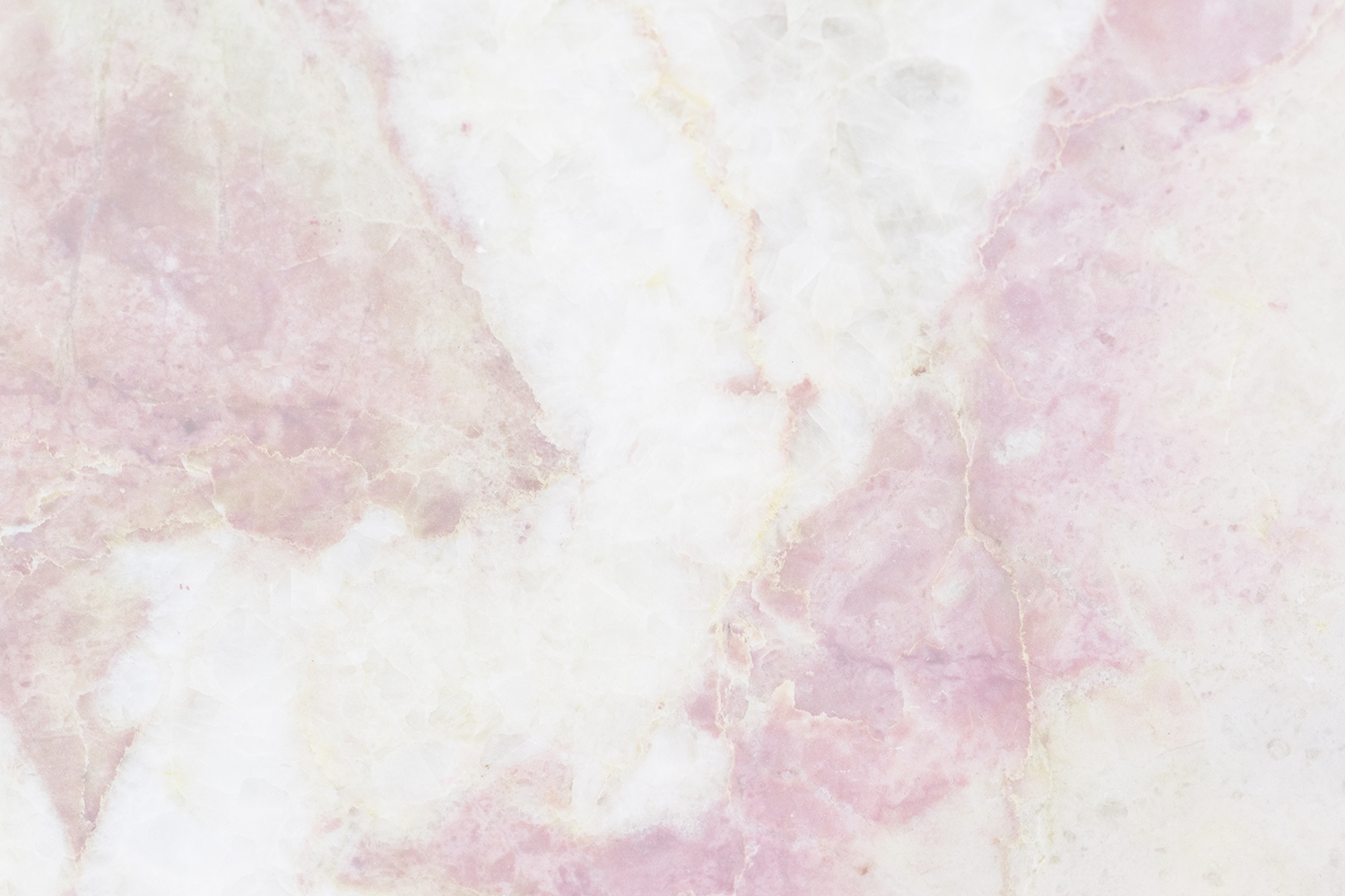Бело розовый мрамор