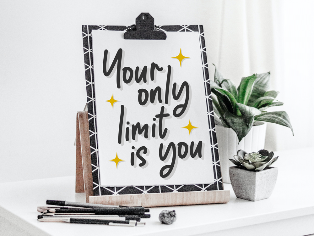 Squashwill Free Font