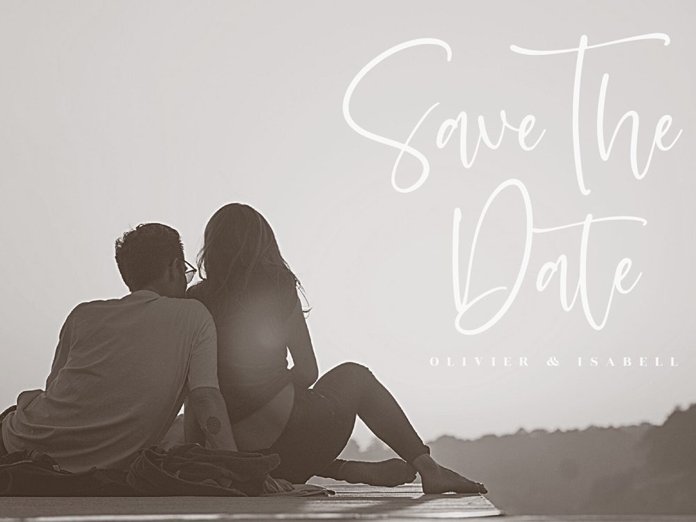 Santilaria Free Font