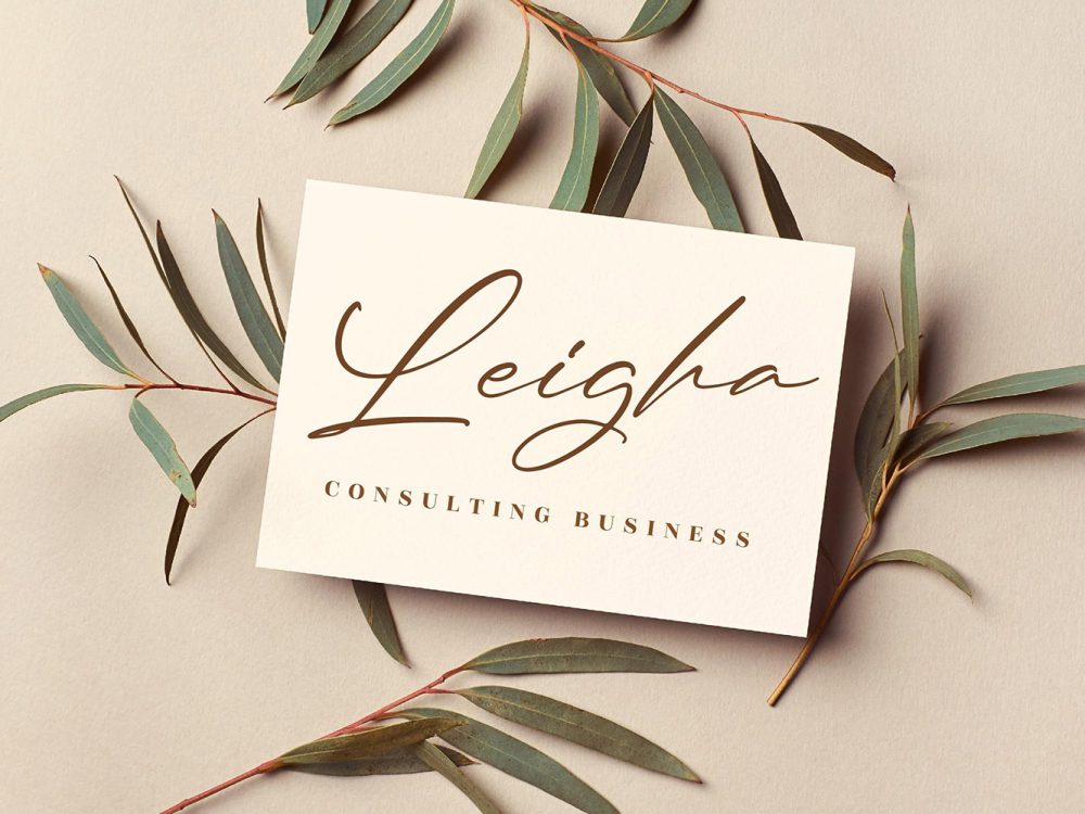 Mantilda & Briant Free Font